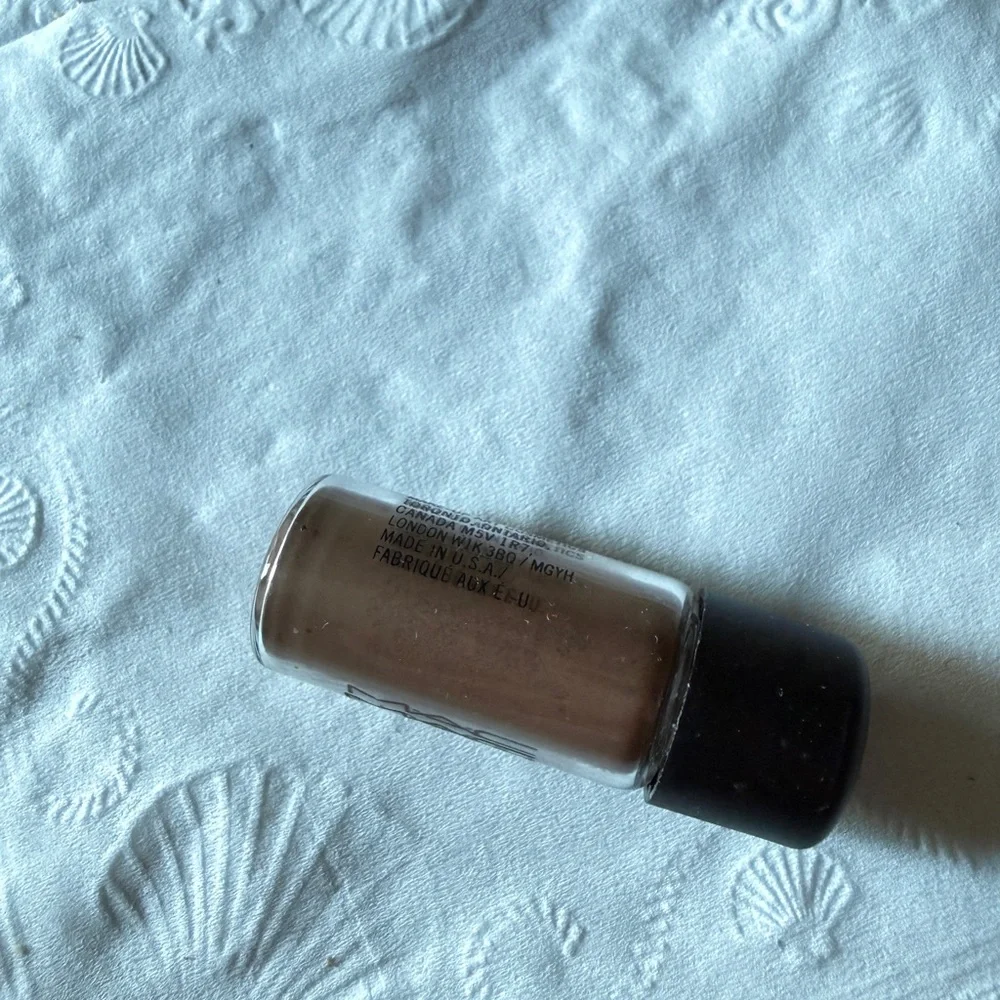 MAC Cosmetics achieve subtle